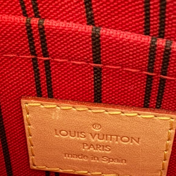 Louis Vuitton Monogram Pochette | Cherry - Picture 6 of 8